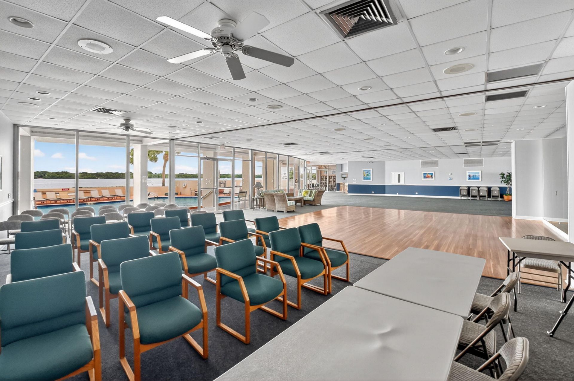 130 Lakeshore Drive, Unit 323, North Palm Beach, FL 33408 Photo