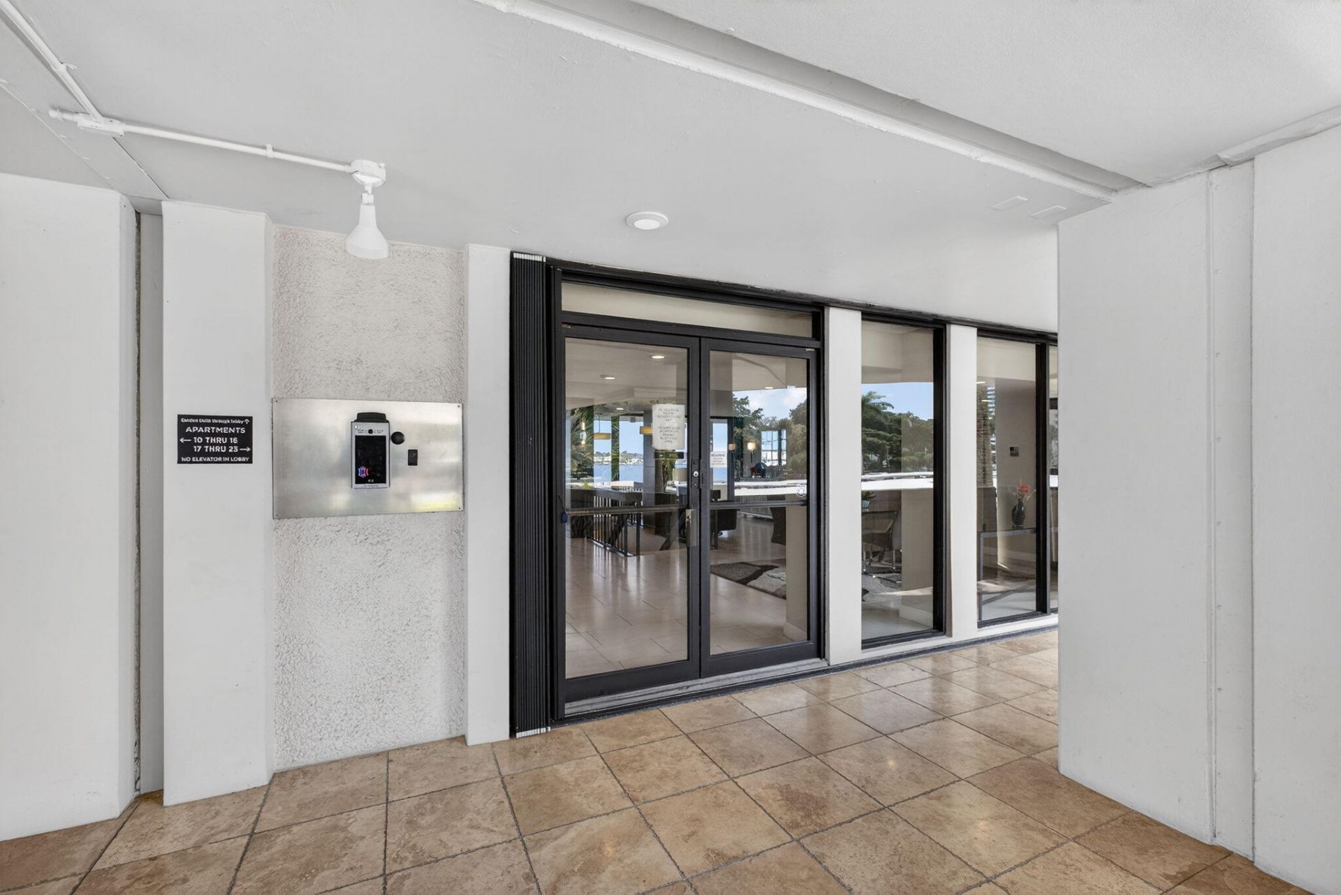 130 Lakeshore Drive, Unit 323, North Palm Beach, FL 33408 Photo