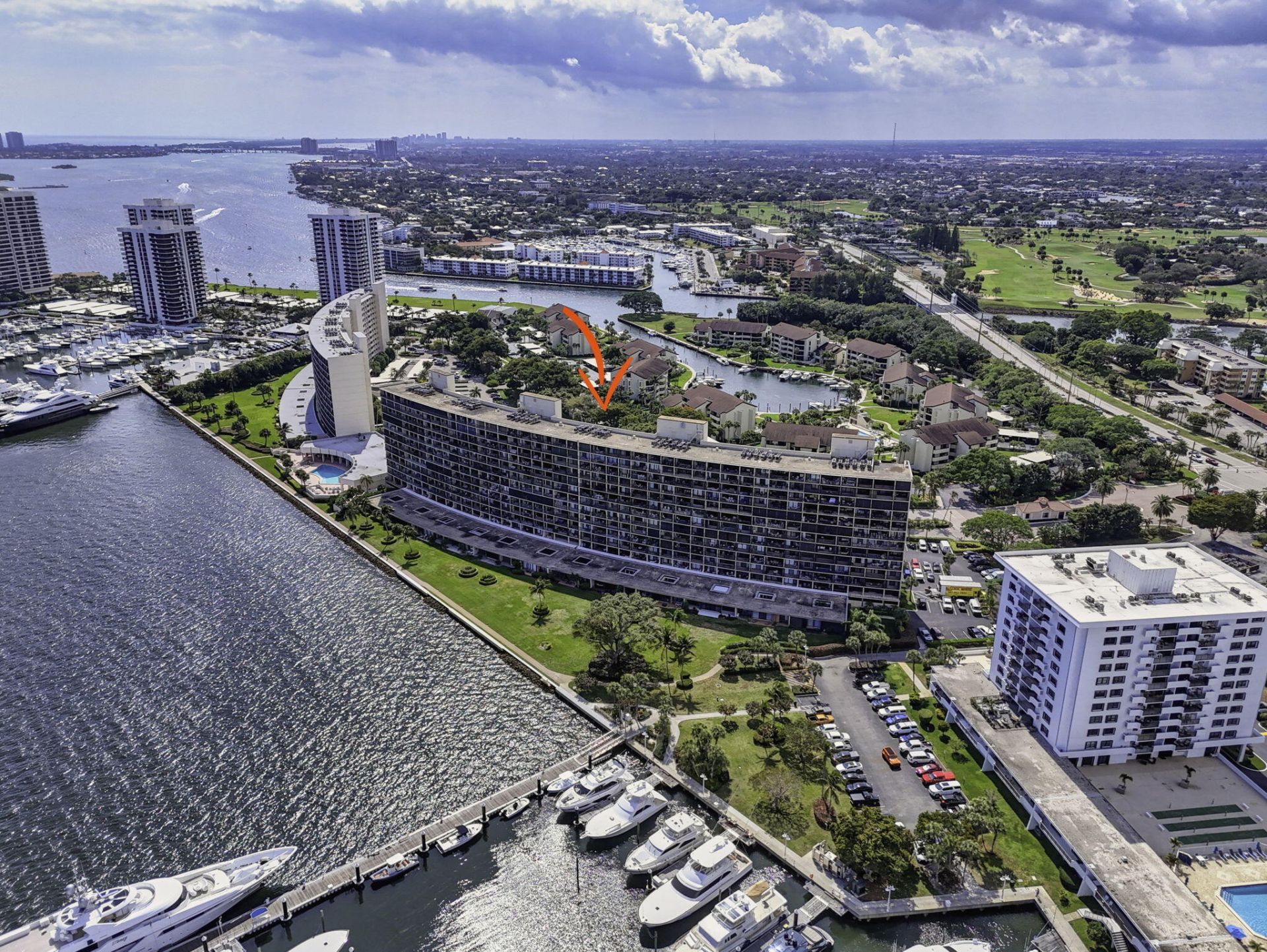 130 Lakeshore Drive, Unit 323, North Palm Beach, FL 33408 Photo