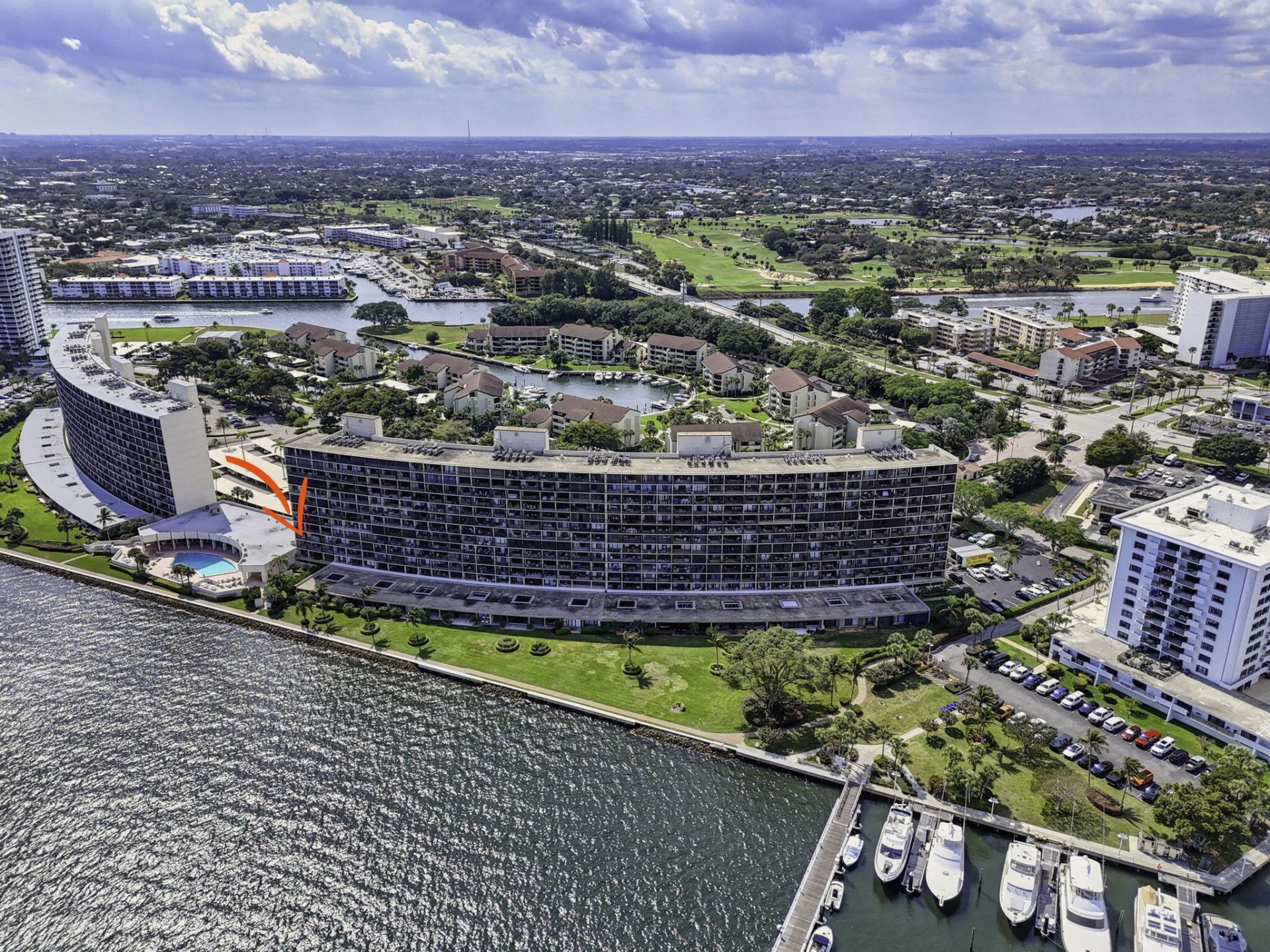 130 Lakeshore Drive, Unit 323, North Palm Beach, FL 33408 Photo