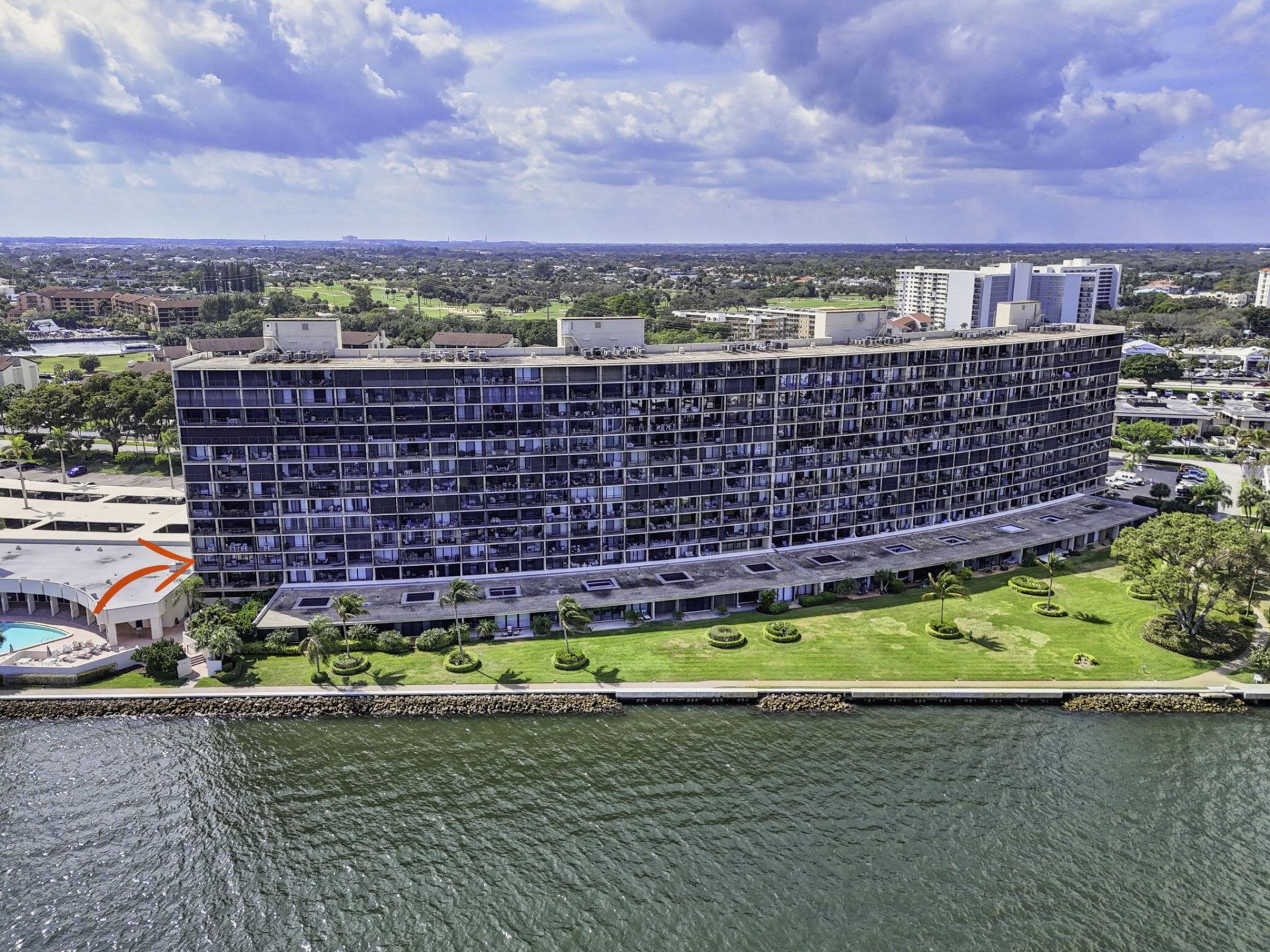 130 Lakeshore Drive, Unit 323, North Palm Beach, FL 33408 Photo