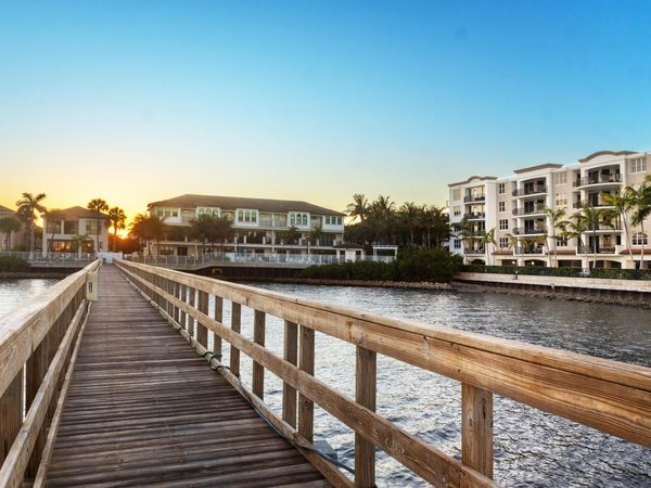 615 Windward Circle N, Boynton Beach, FL 33435