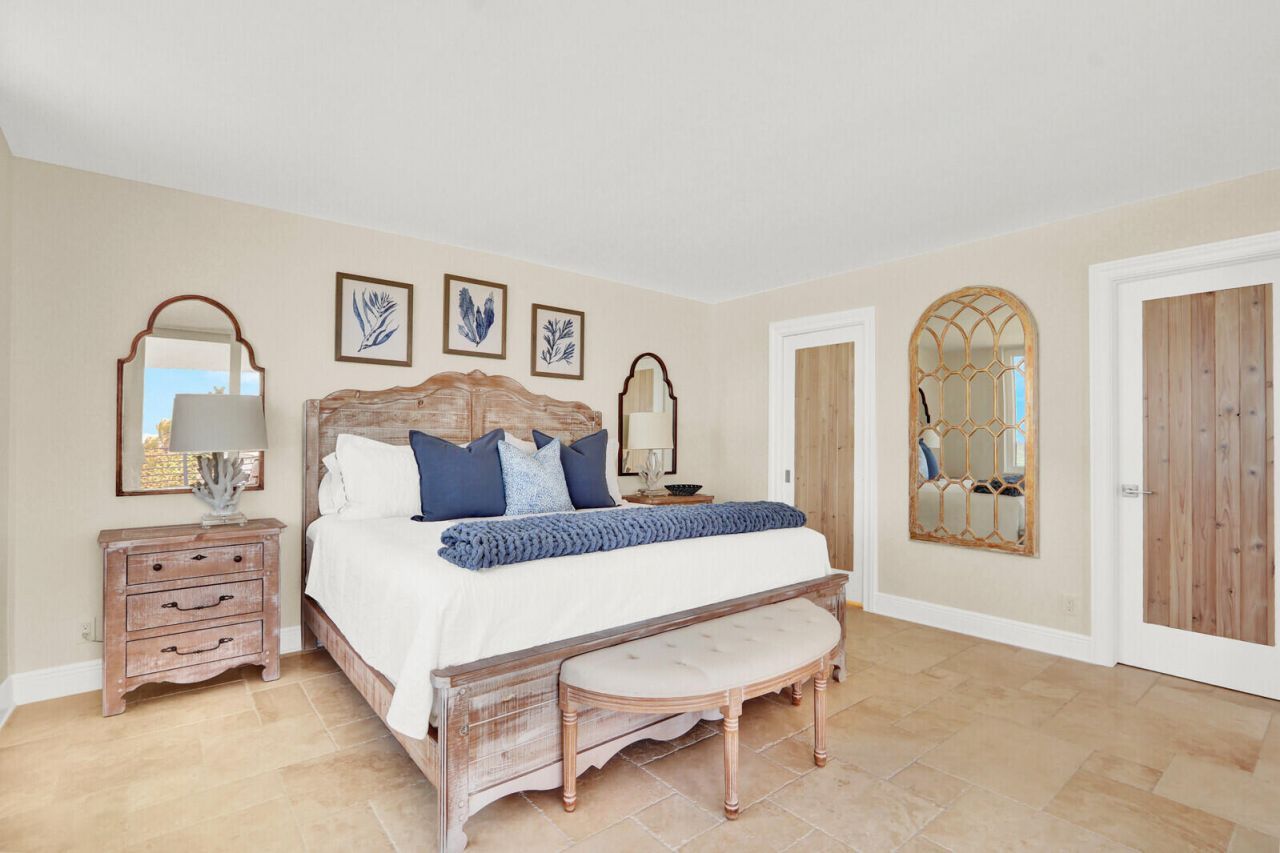 900 Ocean Drive, Unit 207, Juno Beach, FL 33408 Photo