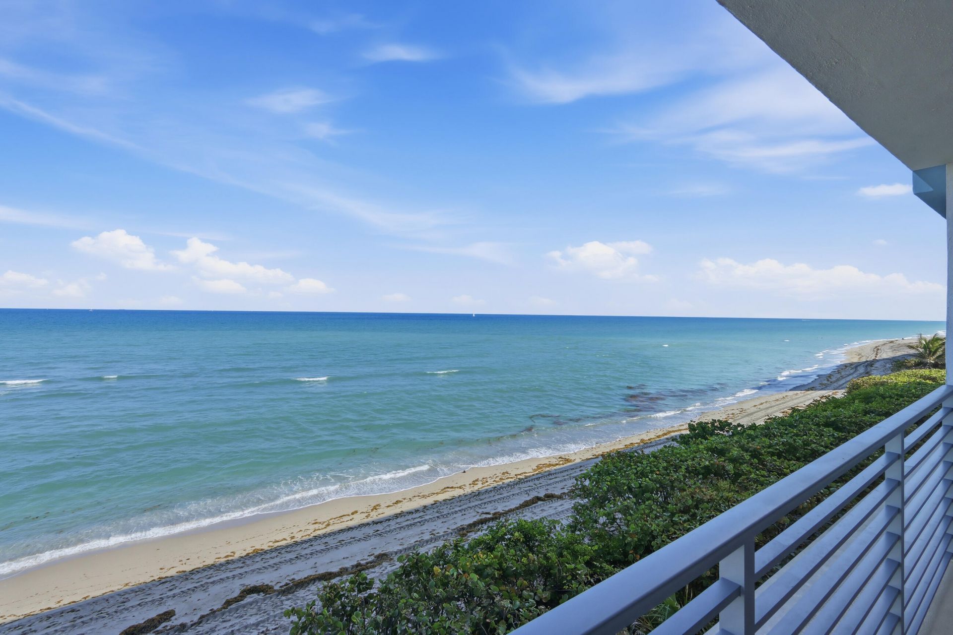 900 Ocean Drive, Unit 207, Juno Beach, FL 33408 Photo