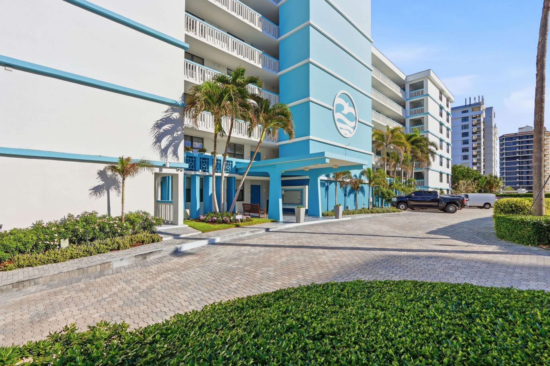 900 Ocean Drive, Unit 207, Juno Beach, FL 33408 Photo
