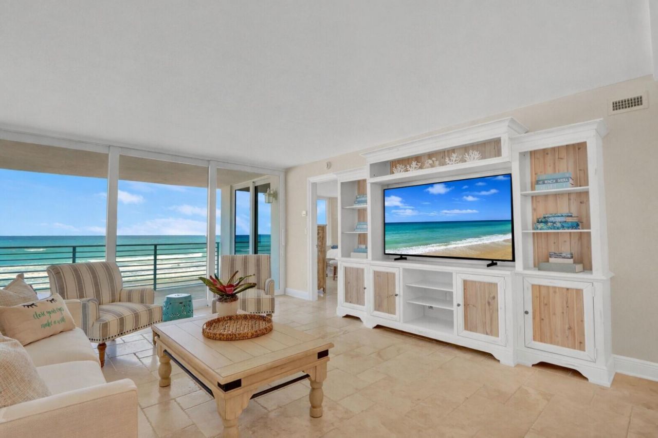 900 Ocean Drive, Unit 207, Juno Beach, FL 33408 Photo