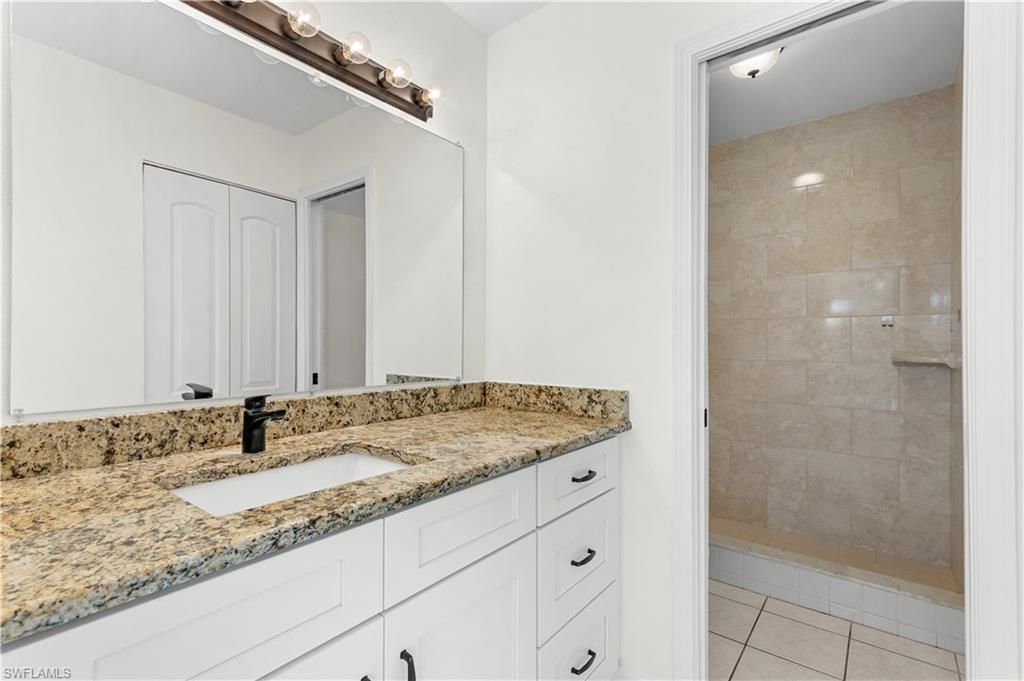 6479 Royal Woods Dr, Fort Myers, FL 33908 Photo
