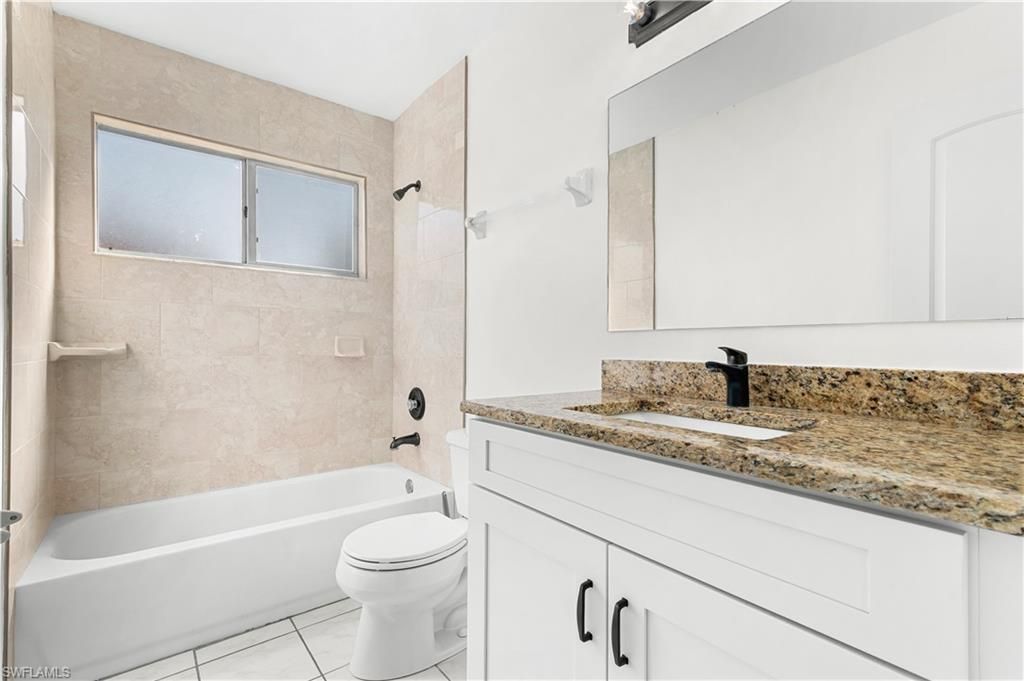 6479 Royal Woods Dr, Fort Myers, FL 33908 Photo