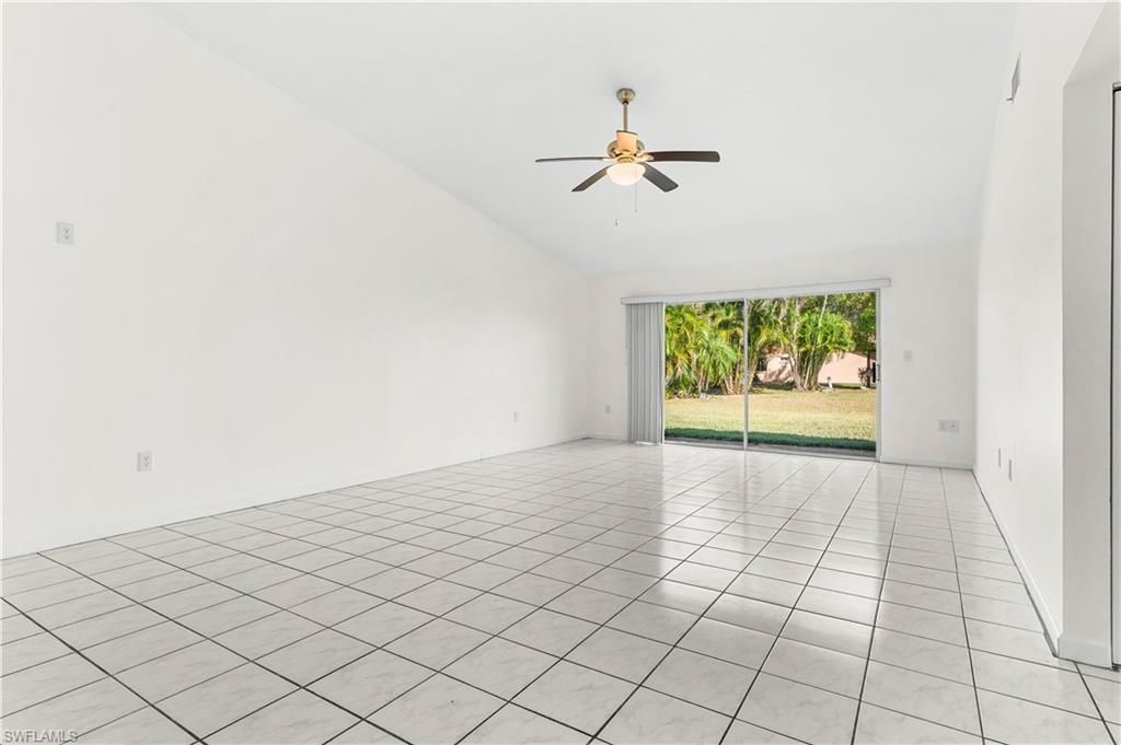 6479 Royal Woods Dr, Fort Myers, FL 33908 Photo