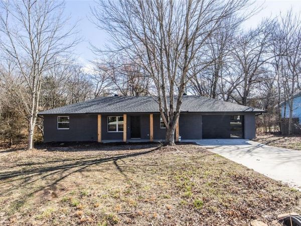 17 Dillow Drive, Bella Vista, AR 72714