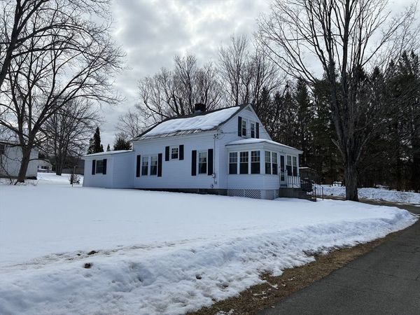 14 Kidder Ct, Northfield, MA 01360