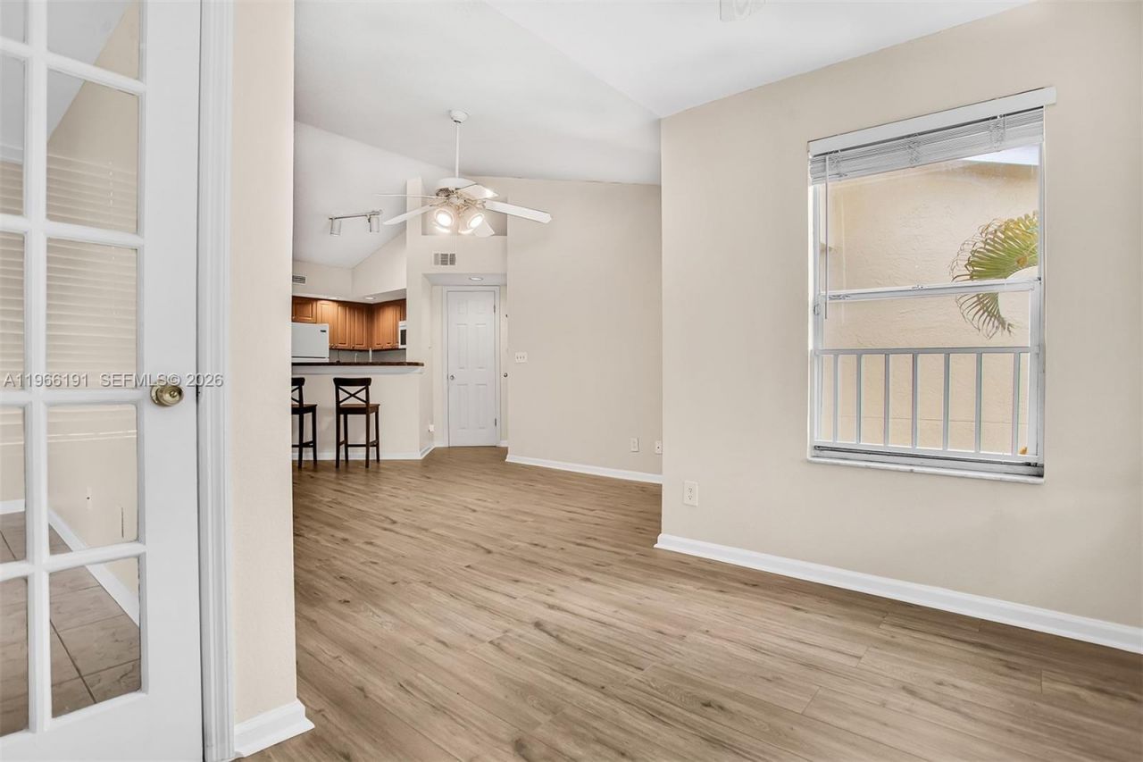 12650 Vista Isles Dr , Unit 926, Sunrise, FL 33325 Photo