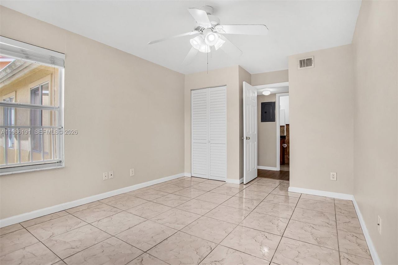 12650 Vista Isles Dr , Unit 926, Sunrise, FL 33325 Photo