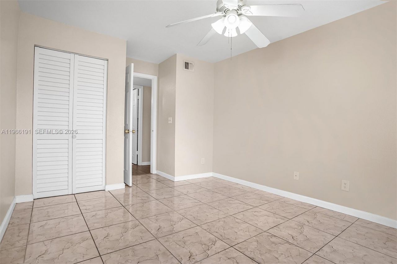 12650 Vista Isles Dr , Unit 926, Sunrise, FL 33325 Photo