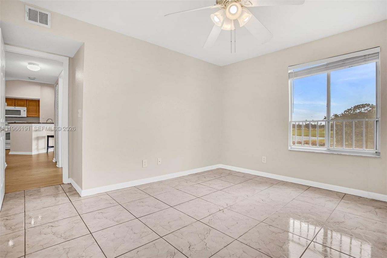 12650 Vista Isles Dr , Unit 926, Sunrise, FL 33325 Photo