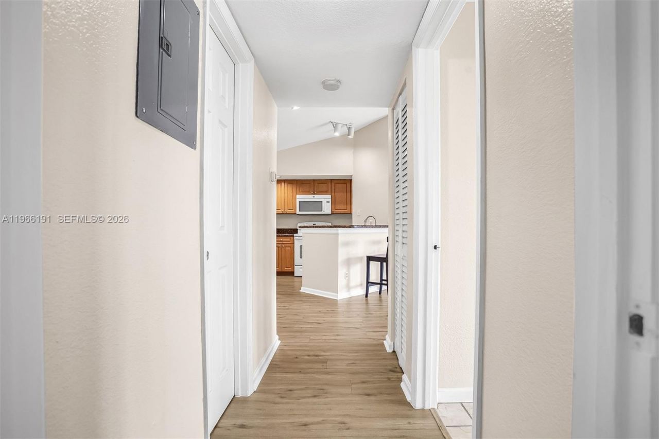 12650 Vista Isles Dr , Unit 926, Sunrise, FL 33325 Photo