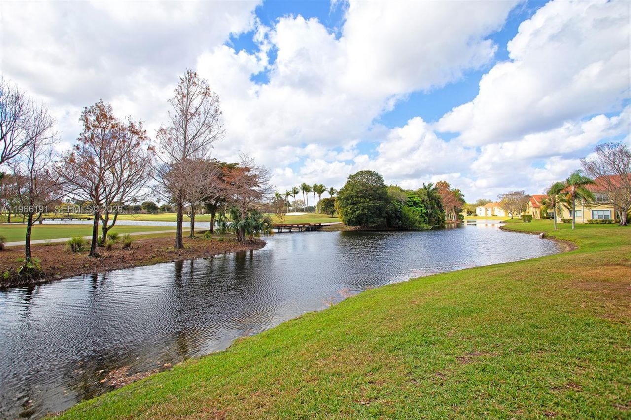 12650 Vista Isles Dr , Unit 926, Sunrise, FL 33325 Photo