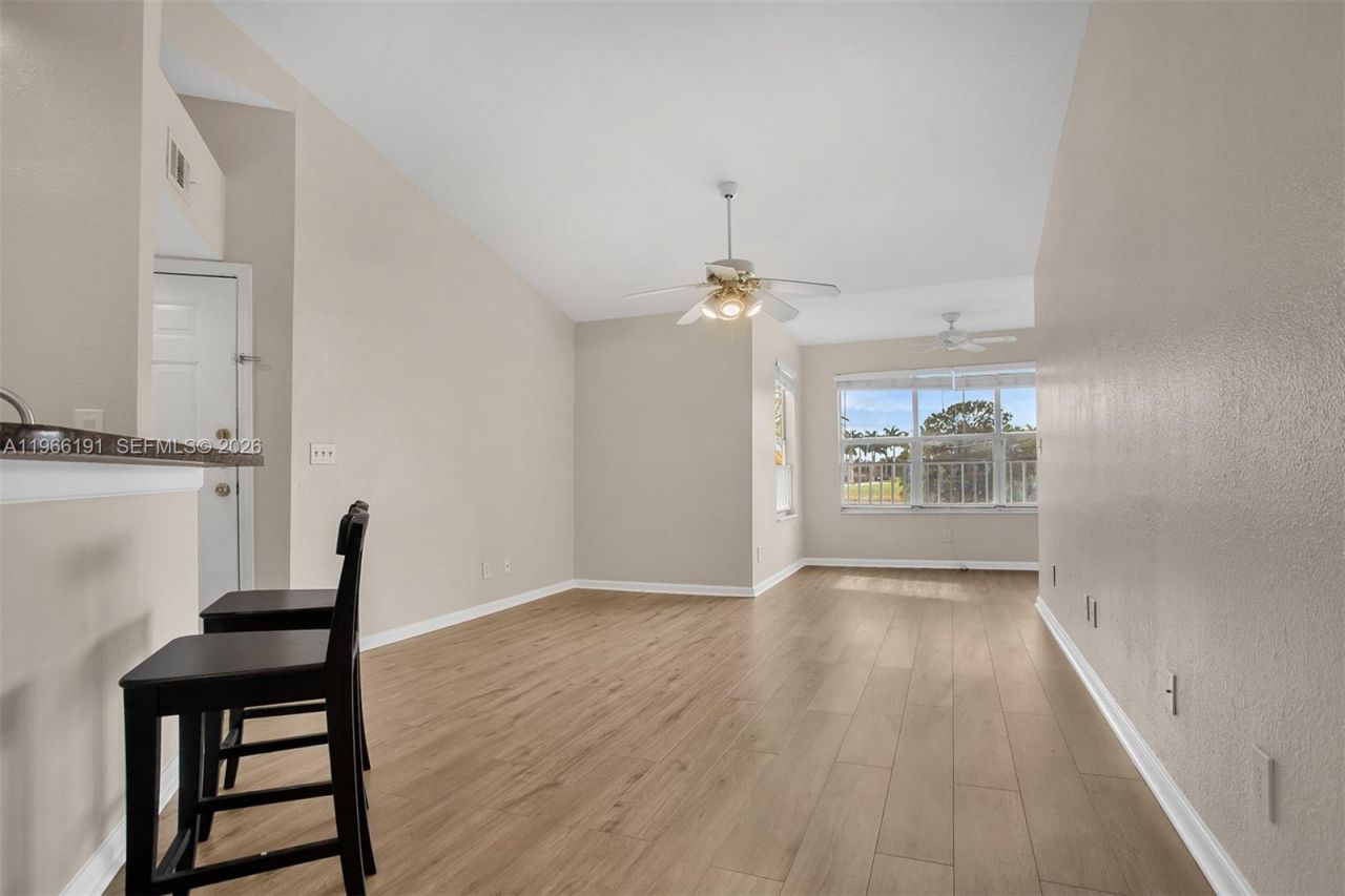 12650 Vista Isles Dr , Unit 926, Sunrise, FL 33325 Photo