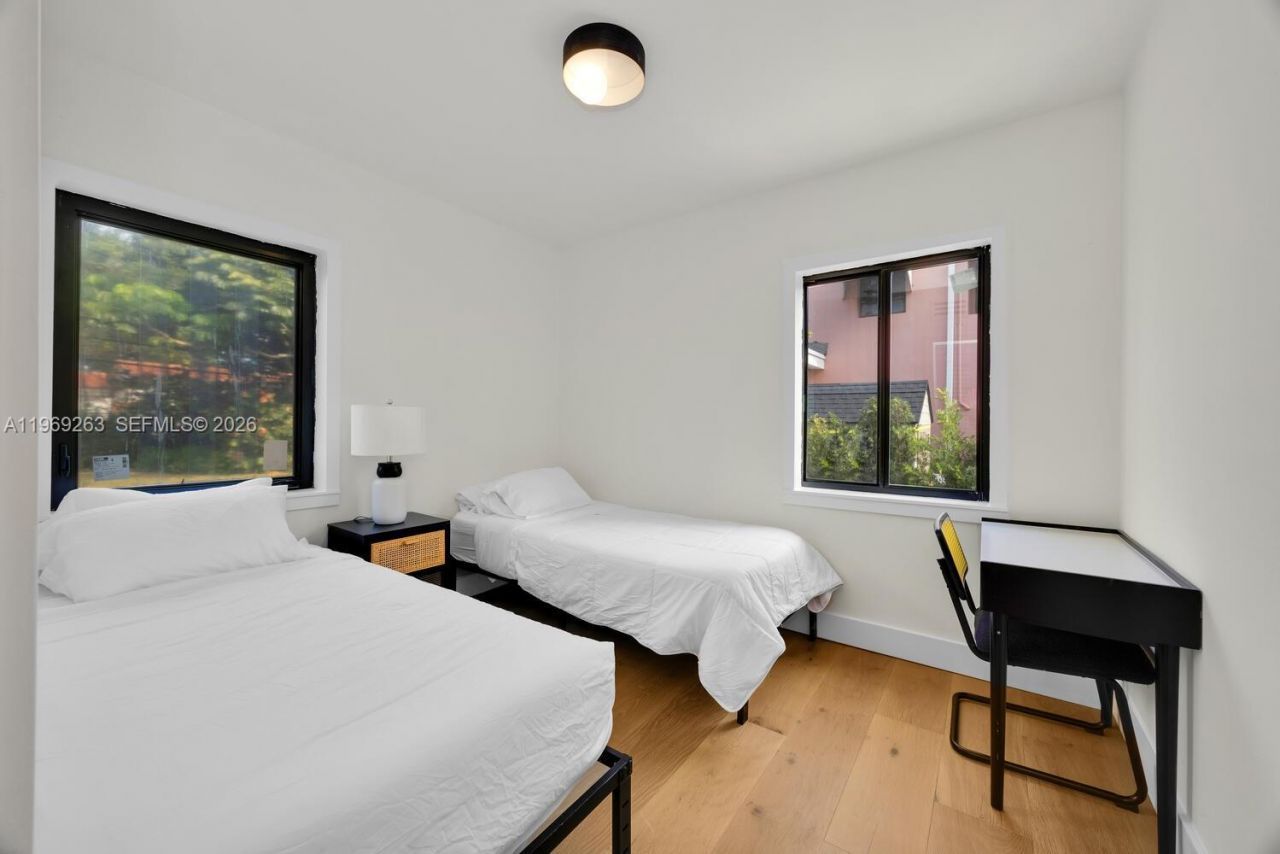 3791 SW 26th Ter, Unit 3791, Miami, FL 33134 Photo