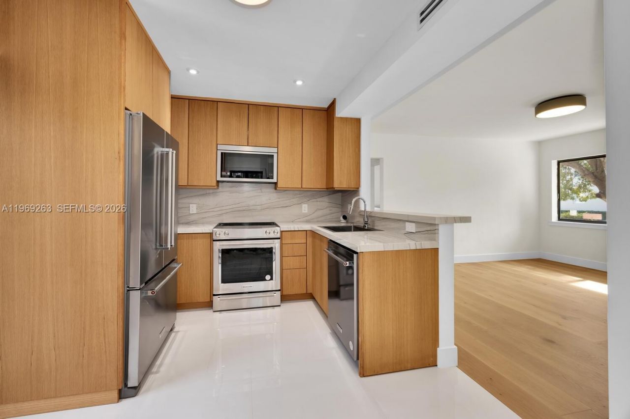 3791 SW 26th Ter, Unit 3791, Miami, FL 33134 Photo