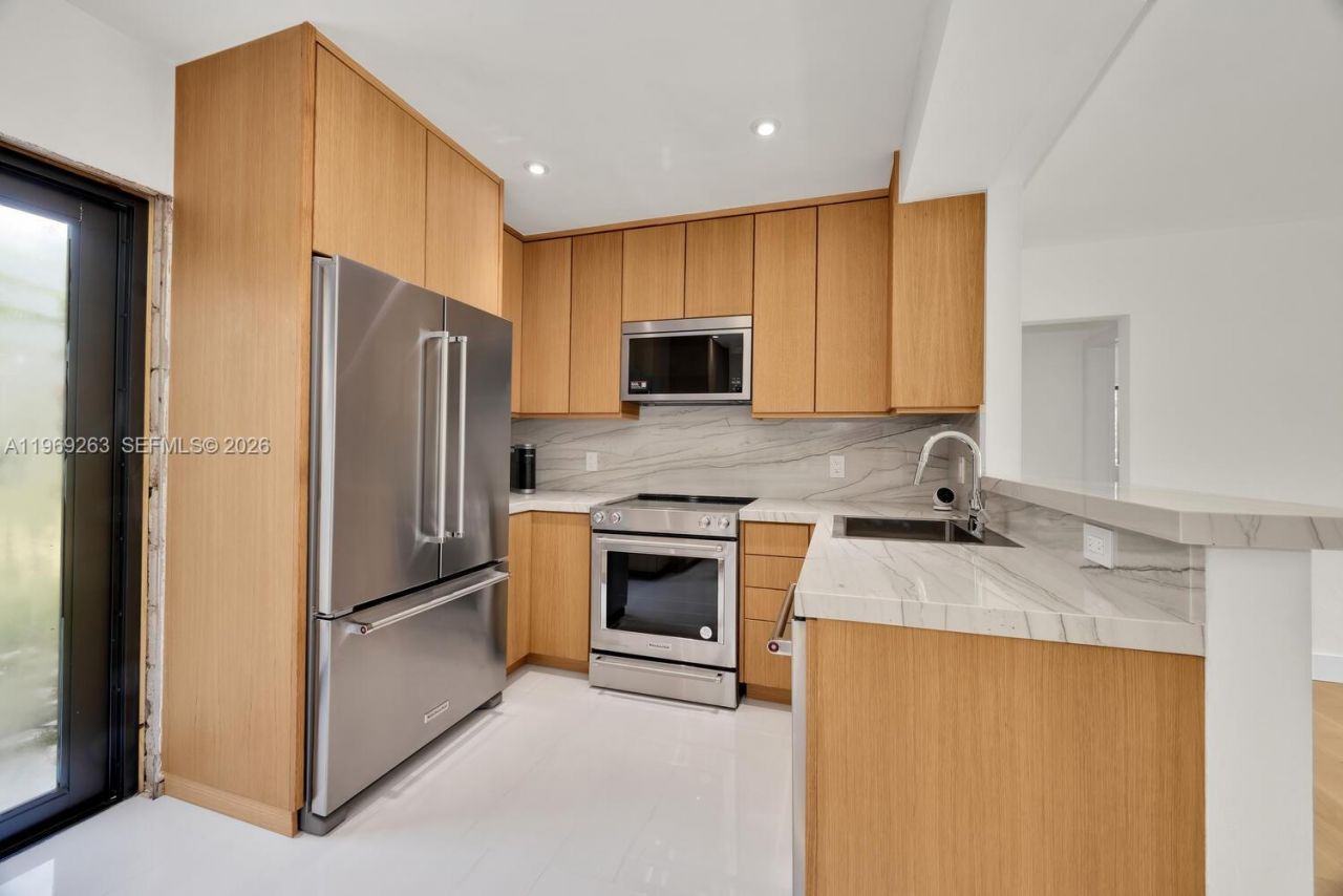 3791 SW 26th Ter, Unit 3791, Miami, FL 33134 Photo