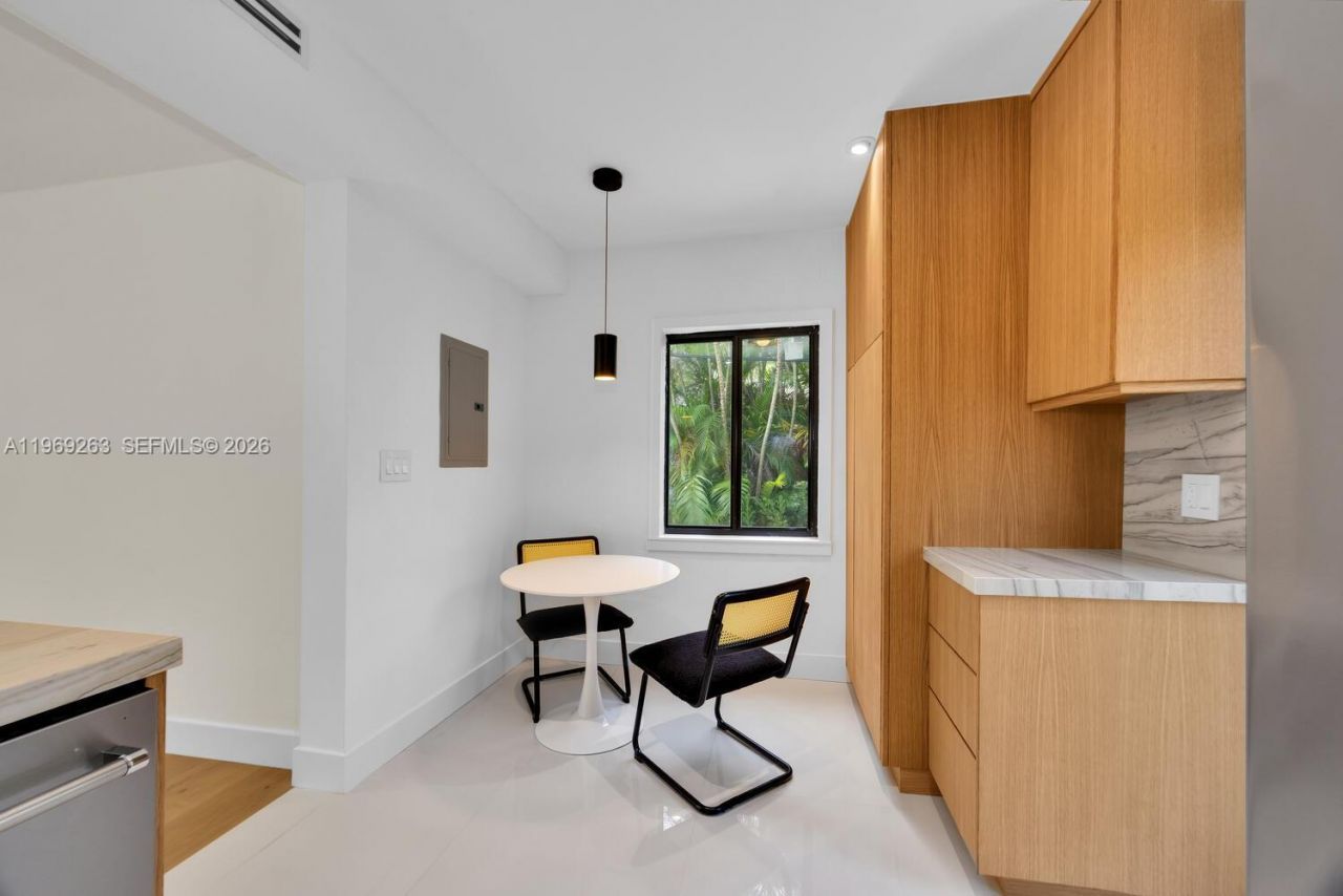 3791 SW 26th Ter, Unit 3791, Miami, FL 33134 Photo