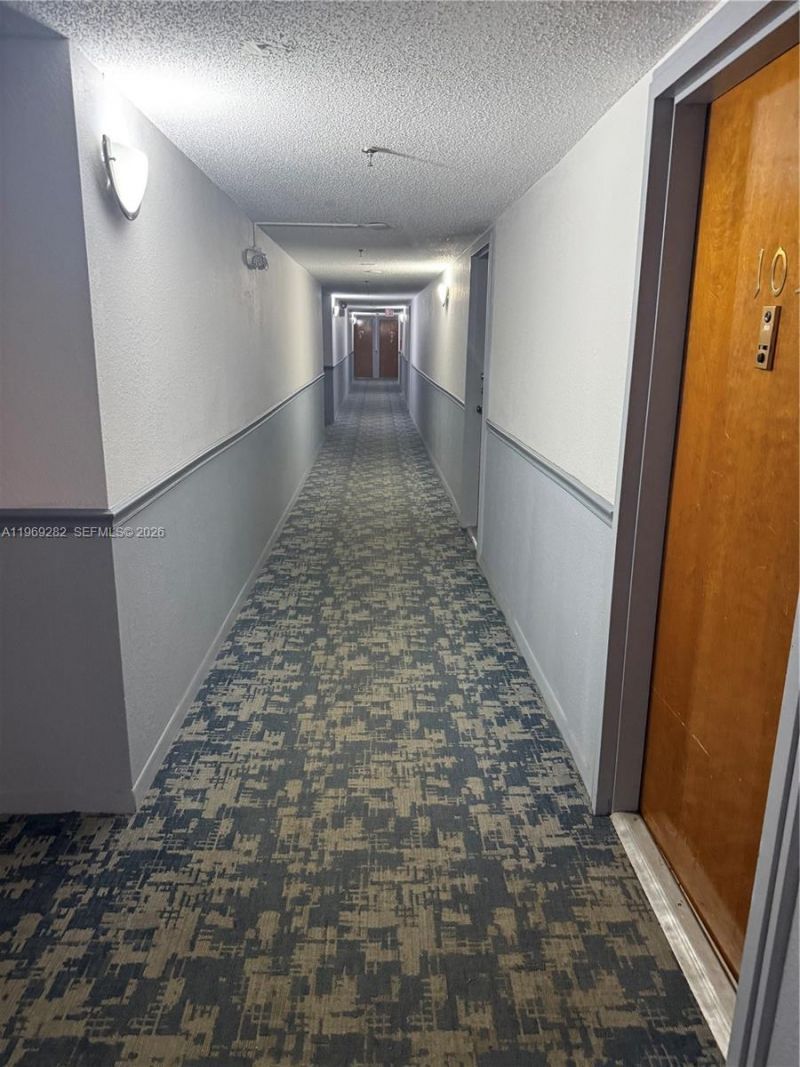 201 180th Dr , Unit 112, Sunny Isles Beach, FL 33160 Photo