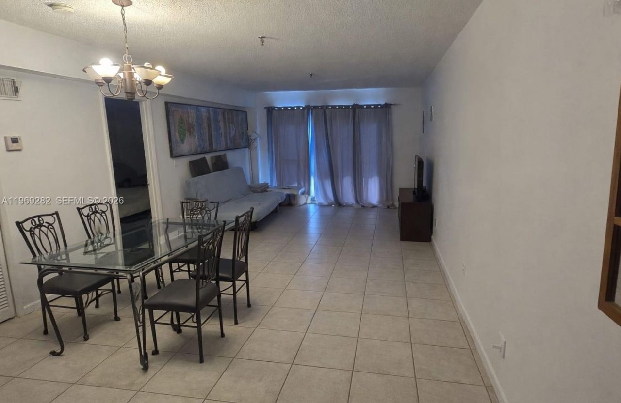 201 180th Dr , Unit 112, Sunny Isles Beach, FL 33160 Photo