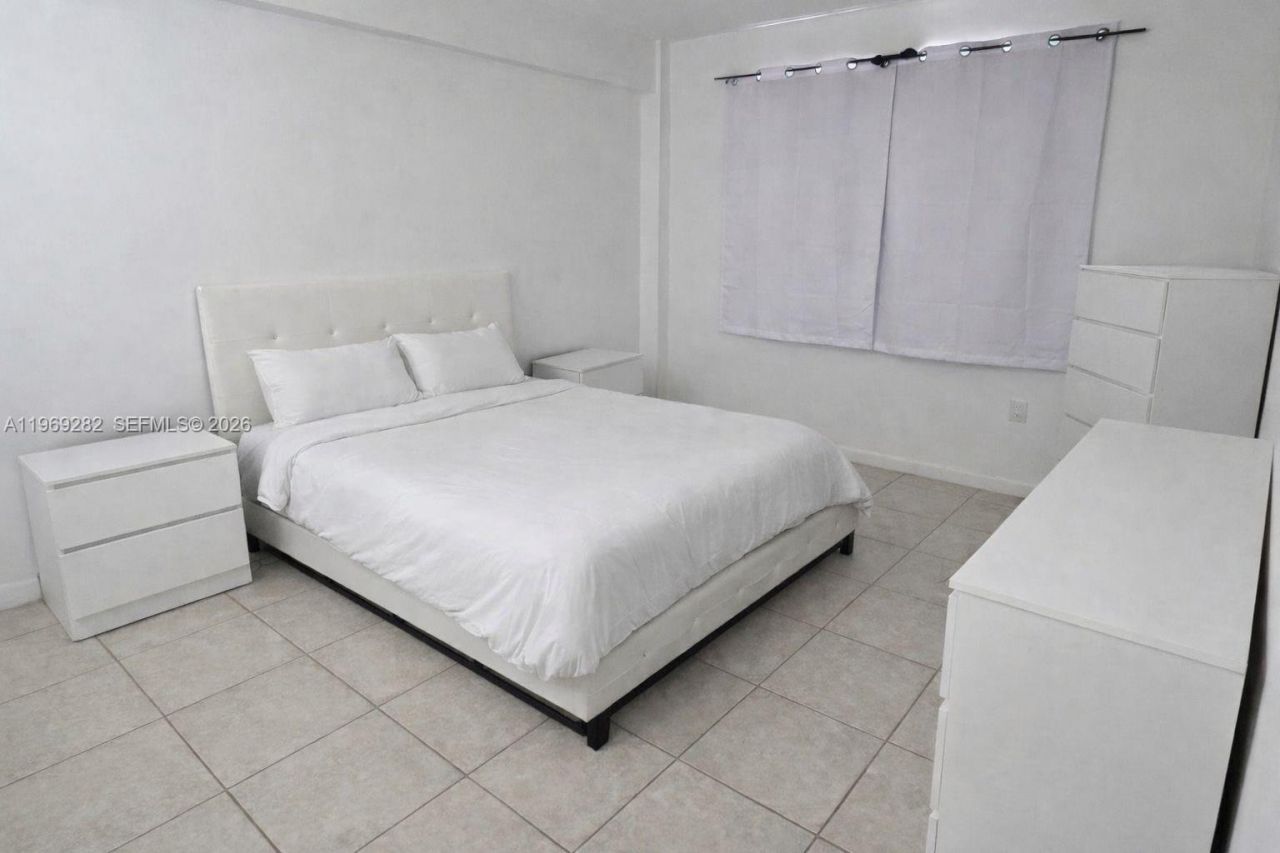 201 180th Dr , Unit 112, Sunny Isles Beach, FL 33160 Photo