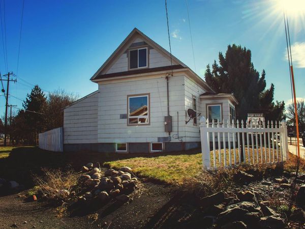 100 D Street, Endicott, WA 99125