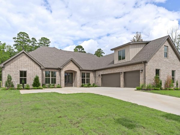 280 Middleton Place Drive, Benton, AR 72019