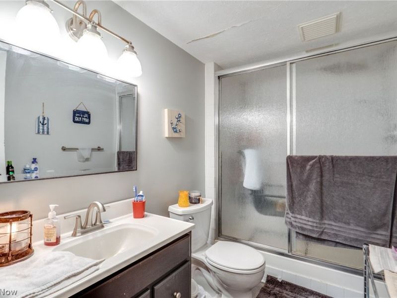 5651 Grafton Road, Valley City, OH 44280 Photo 35