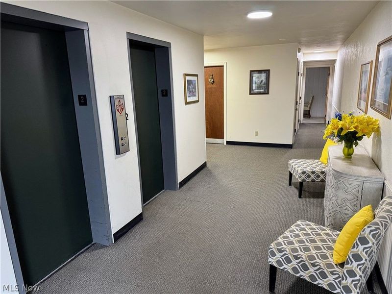 2331 E Market Street, Akron, OH 44312 Photo 3