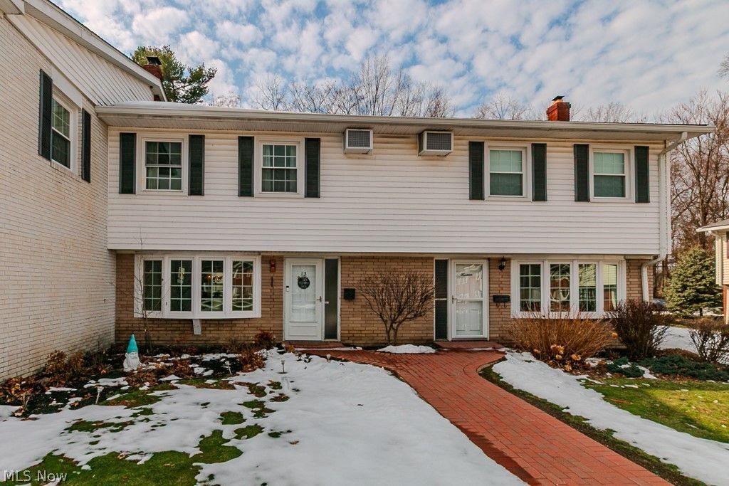 10 Meadowlawn Drive, Unit 13, Mentor, OH 44060 Main Photo