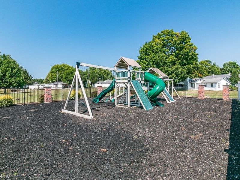 10 Meadowlawn Drive, Unit 13, Mentor, OH 44060 Photo 25