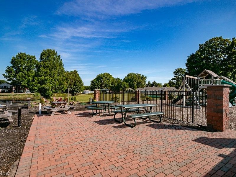 10 Meadowlawn Drive, Unit 13, Mentor, OH 44060 Photo 29