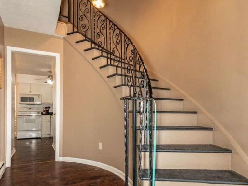 10 Meadowlawn Drive, Unit 13, Mentor, OH 44060 Photo 3