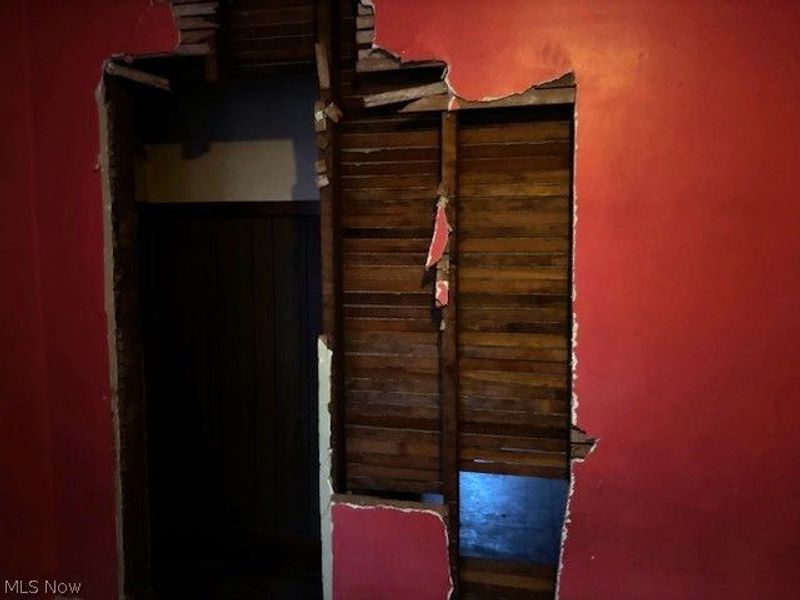 4009 Hyde Avenue, Cleveland, OH 44109 Photo 18