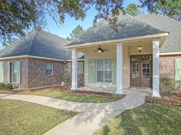 417 MILLSTONE Court, Covington, LA 70433