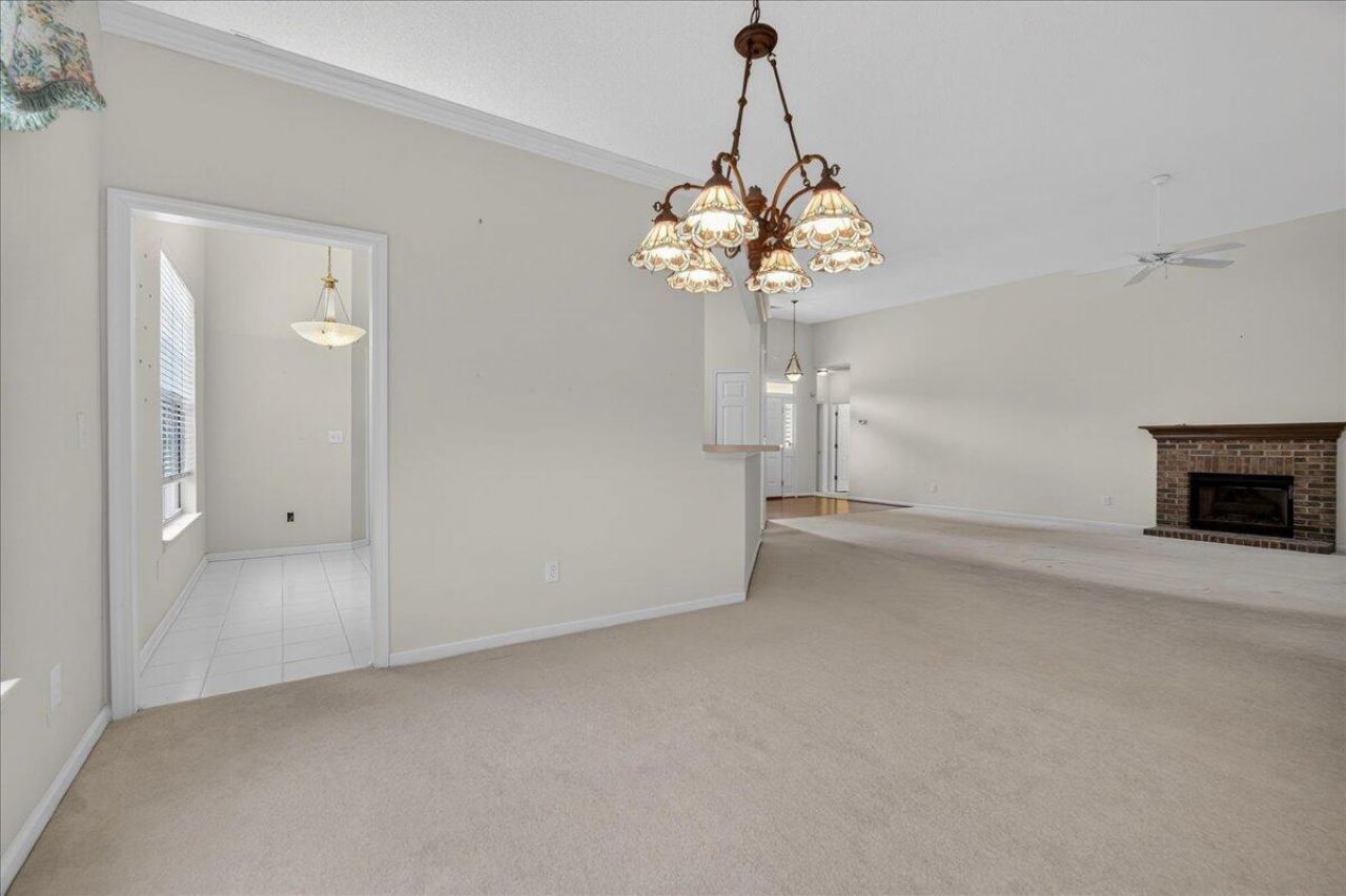 3412 Forest Glen Drive Photo 14