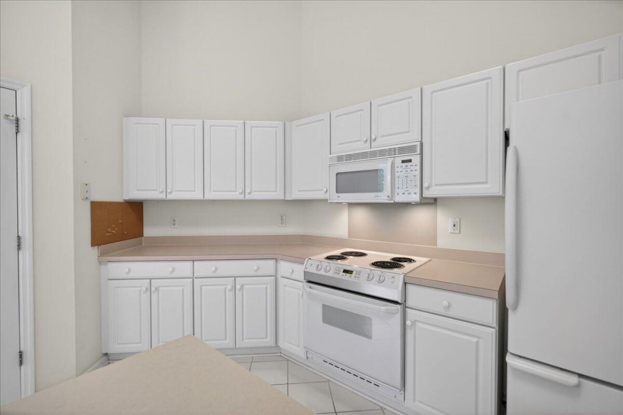 3412 Forest Glen Drive Photo 18