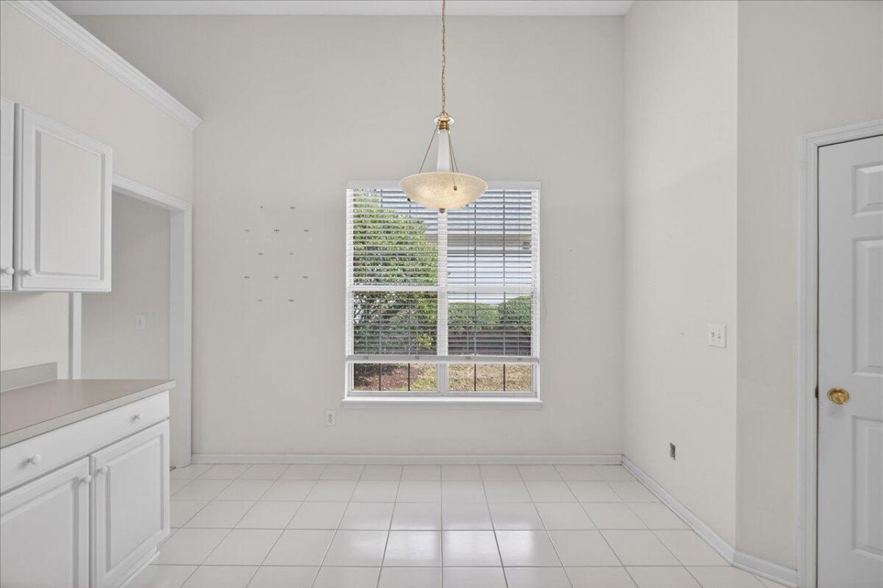 3412 Forest Glen Drive Photo 21