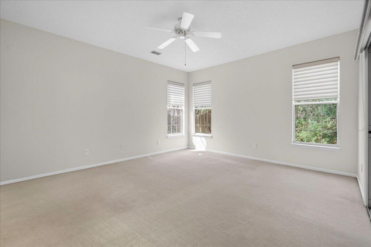 3412 Forest Glen Drive Photo 22