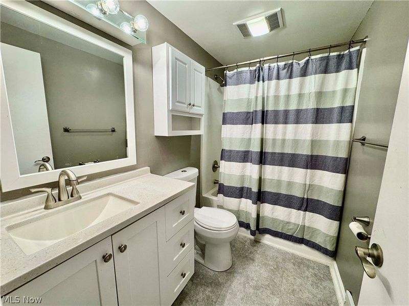 1068 Ivy Street NW, North Canton, OH 44720 Photo 18