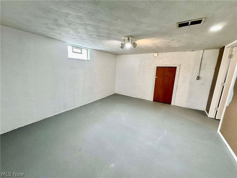 1068 Ivy Street NW, North Canton, OH 44720 Photo 19