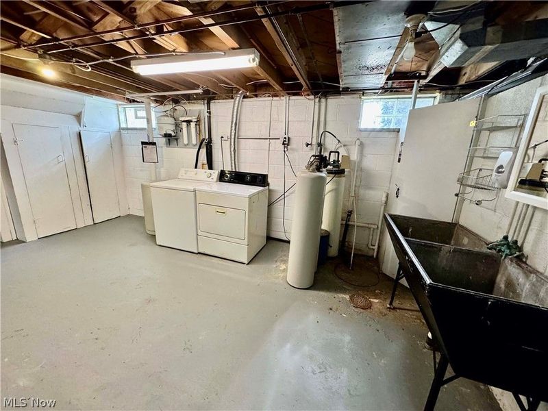 1068 Ivy Street NW, North Canton, OH 44720 Photo 21