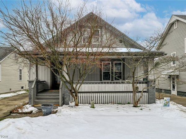 2374 Roth Drive, Cuyahoga Falls, OH 44221