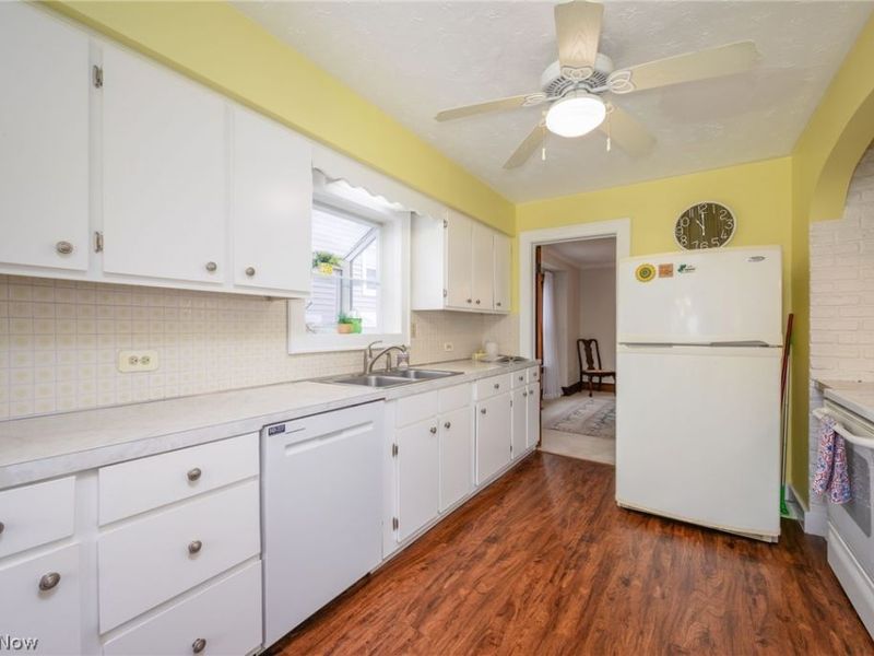 2374 Roth Drive, Cuyahoga Falls, OH 44221 Photo 21