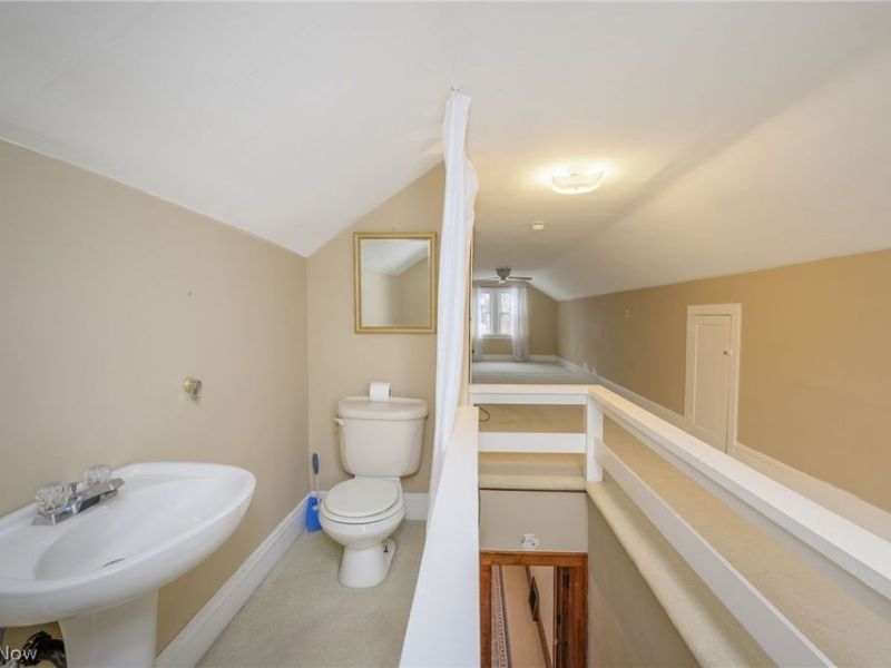 2374 Roth Drive, Cuyahoga Falls, OH 44221 Photo 32