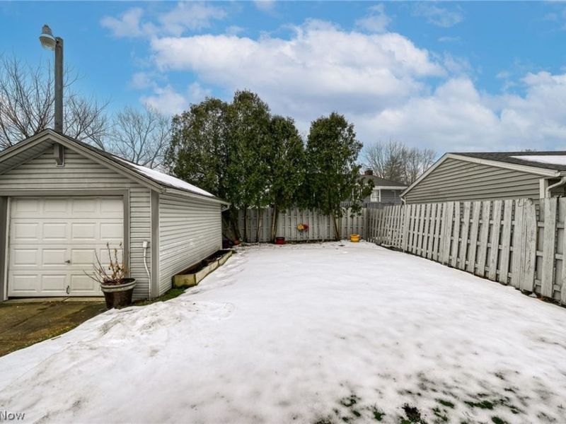 2374 Roth Drive, Cuyahoga Falls, OH 44221 Photo 43